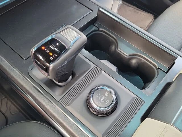2026 GMC Hummer EV - Image 13 of 13