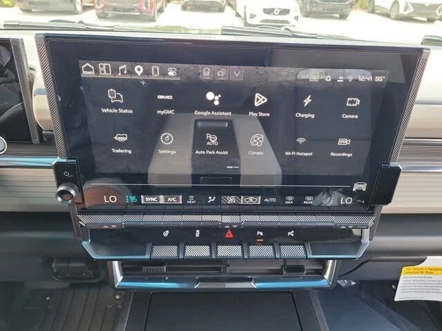 2026 GMC Hummer EV - Image 11 of 13