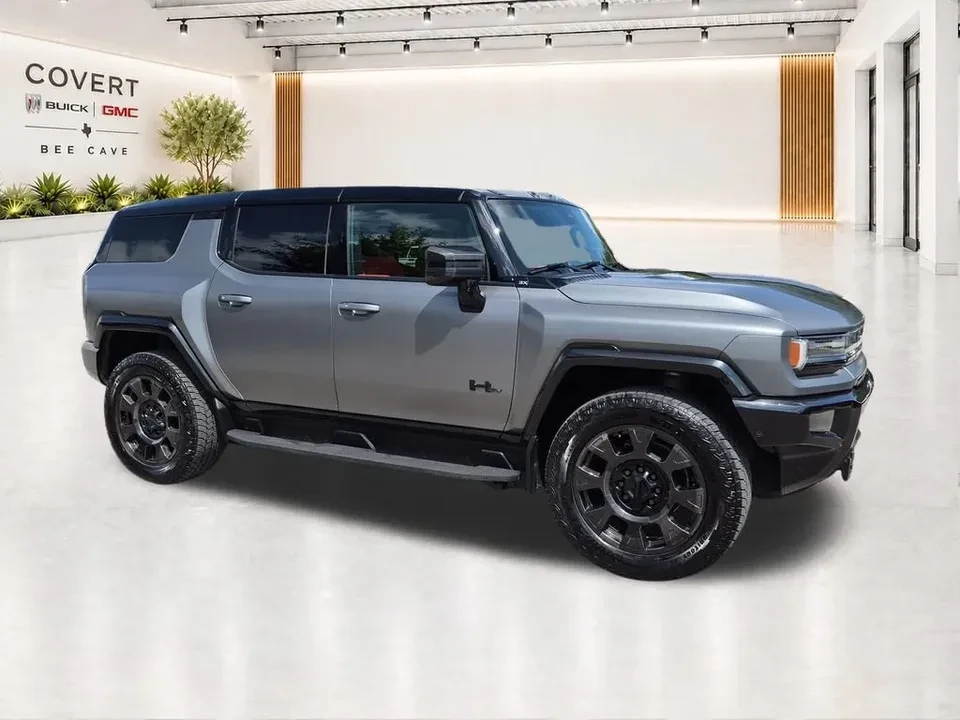 2026 GMC Hummer EV - Image 9 of 20