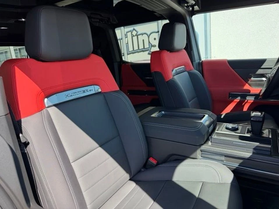 2026 GMC Hummer EV - Image 11 of 15