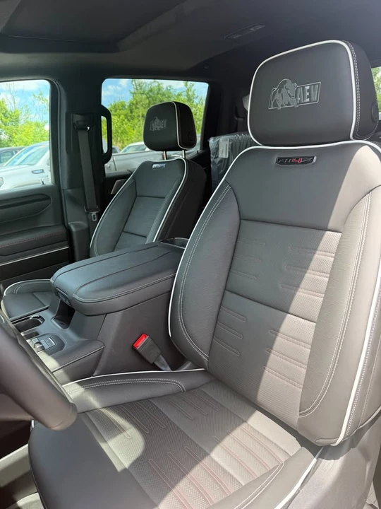 2026 GMC Sierra 5th Gen - Image 9 of 9