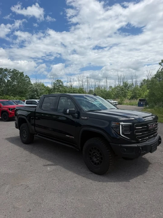 2026 GMC Sierra 5th Gen - Image 7 of 9