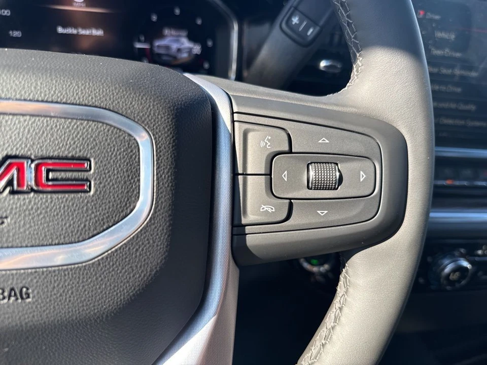 2026 GMC Sierra 5th Gen - Image 17 of 21