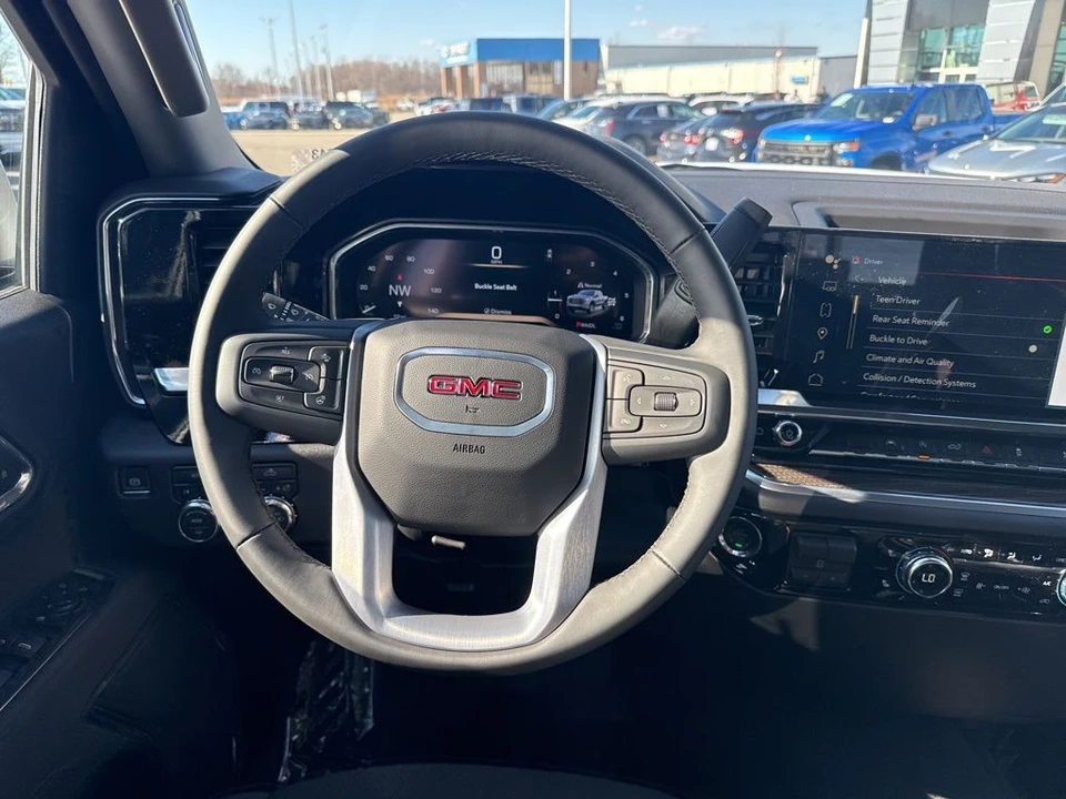 2026 GMC Sierra 5th Gen - Image 15 of 21