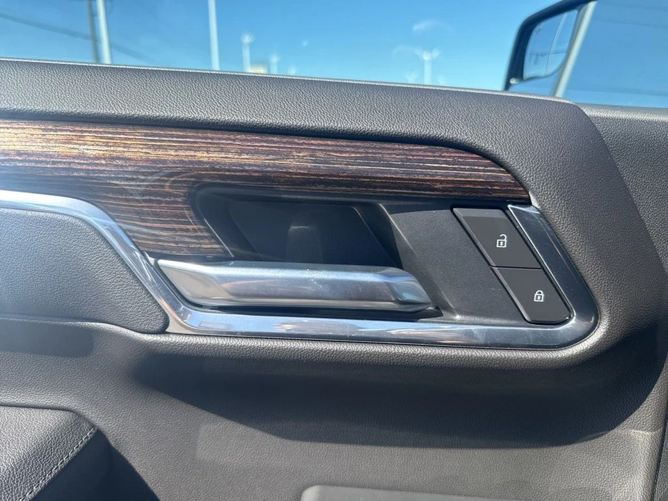 2026 GMC Sierra 5th Gen - Image 11 of 21