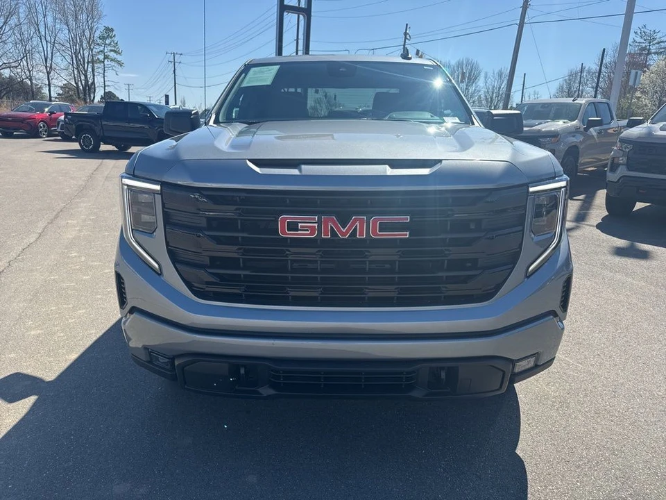 2026 GMC Sierra 5th Gen - Image 8 of 21