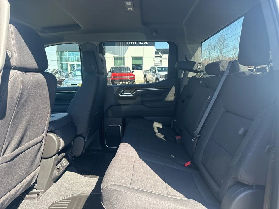 2026 GMC Sierra 5th Gen - Image 12 of 21