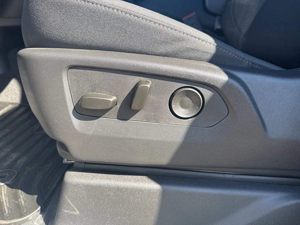 2026 GMC Sierra 5th Gen - Image 10 of 21