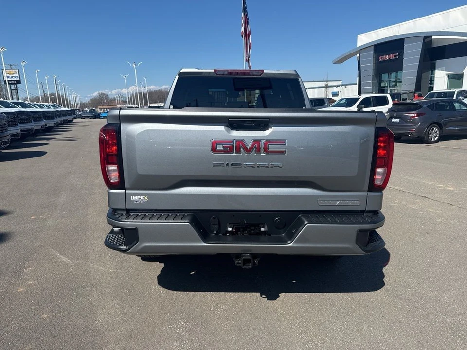 2026 GMC Sierra 5th Gen - Image 4 of 21