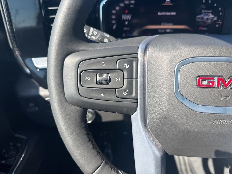 2026 GMC Sierra 5th Gen - Image 16 of 21
