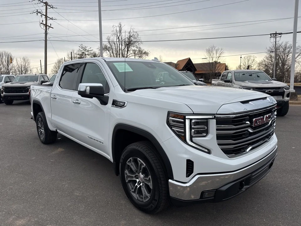 2026 GMC Sierra 5th Gen - Image 7 of 21