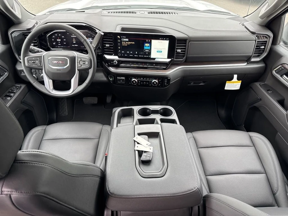 2026 GMC Sierra 5th Gen - Image 14 of 21