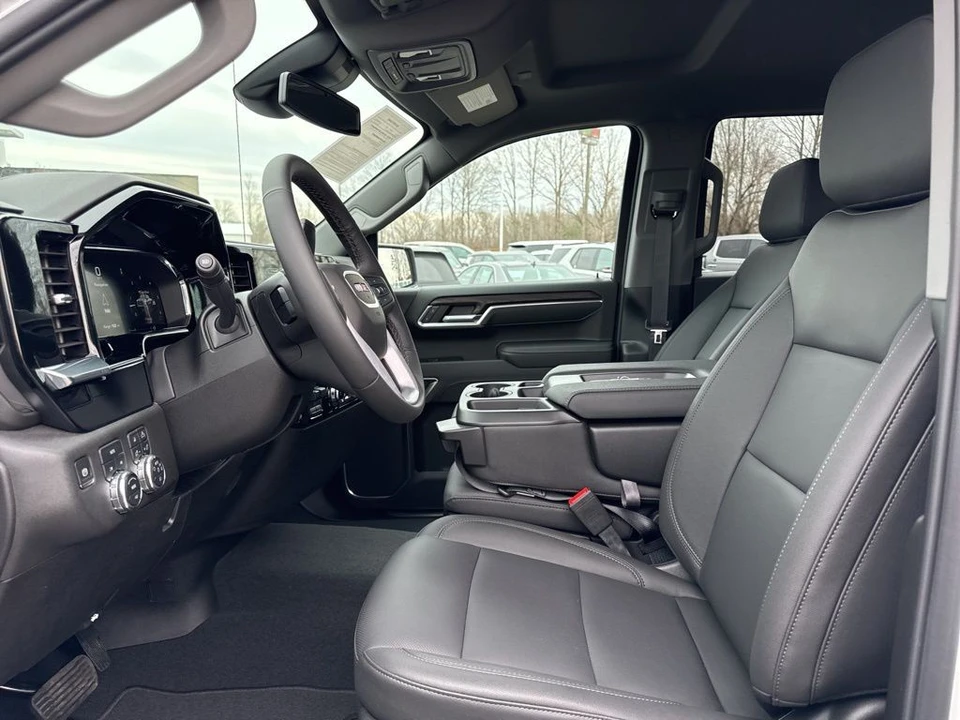 2026 GMC Sierra 5th Gen - Image 9 of 21