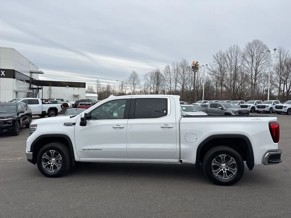 2026 GMC Sierra 5th Gen - Image 2 of 21