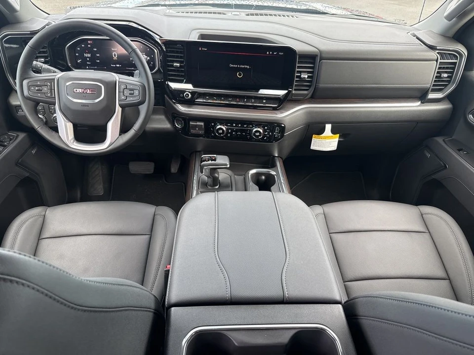 2026 GMC Sierra 5th Gen - Image 14 of 21