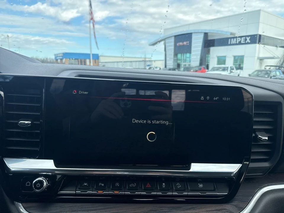 2026 GMC Sierra 5th Gen - Image 19 of 21