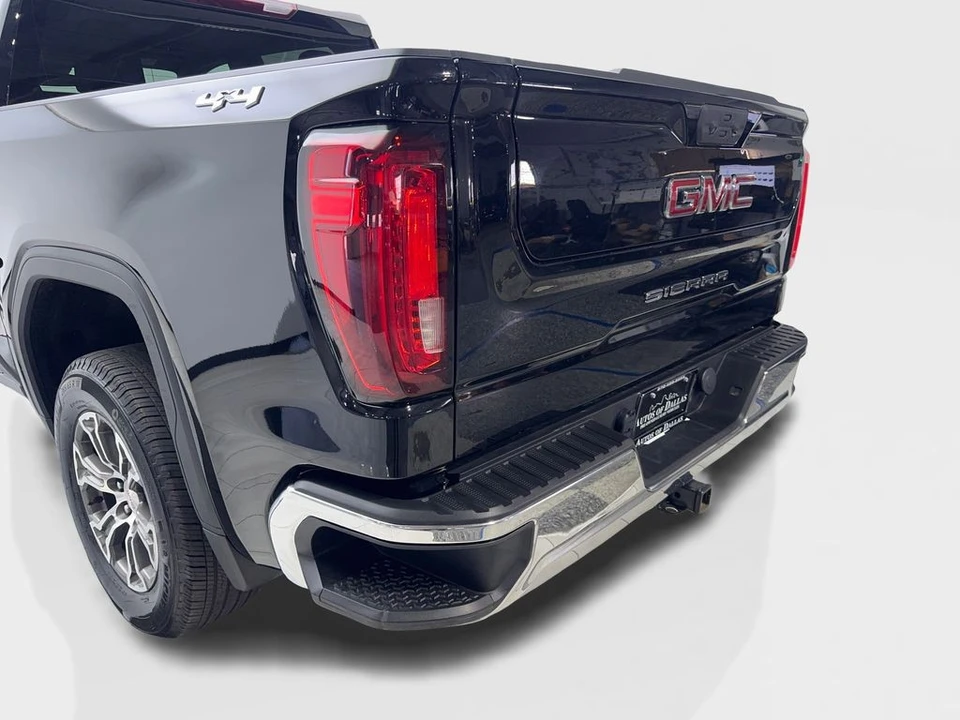 2026 GMC Sierra 5th Gen - Image 19 of 21