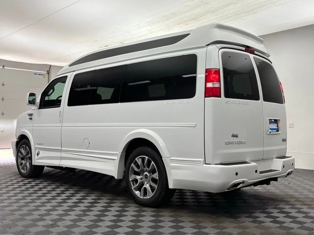 2026 GMC Savana - Image 13 of 21