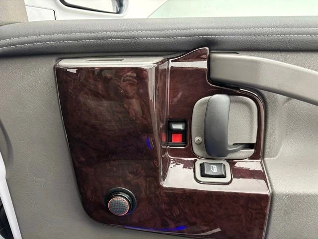 2026 GMC Savana - Image 21 of 21