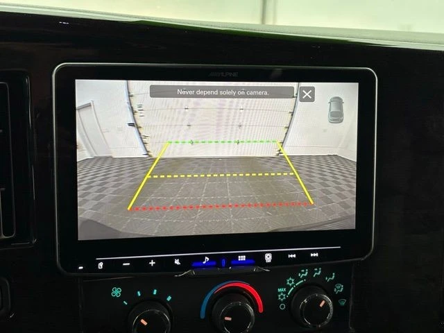 2026 GMC Savana - Image 29 of 31