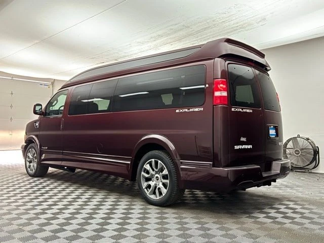 2026 GMC Savana - Image 14 of 31