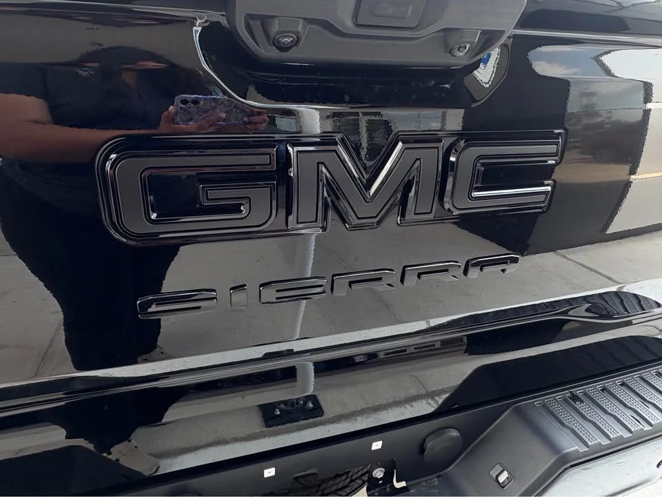 2026 GMC Sierra 5th Gen - Image 5 of 6