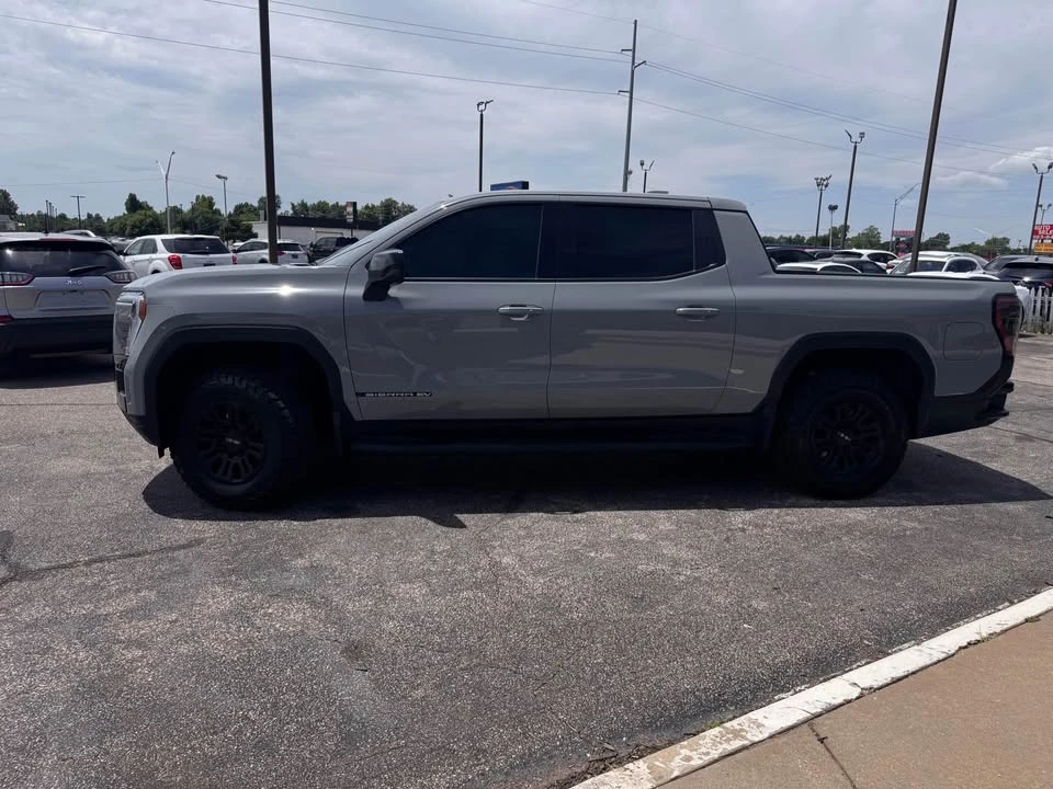 2026 GMC Sierra 5th Gen - Image 6 of 16
