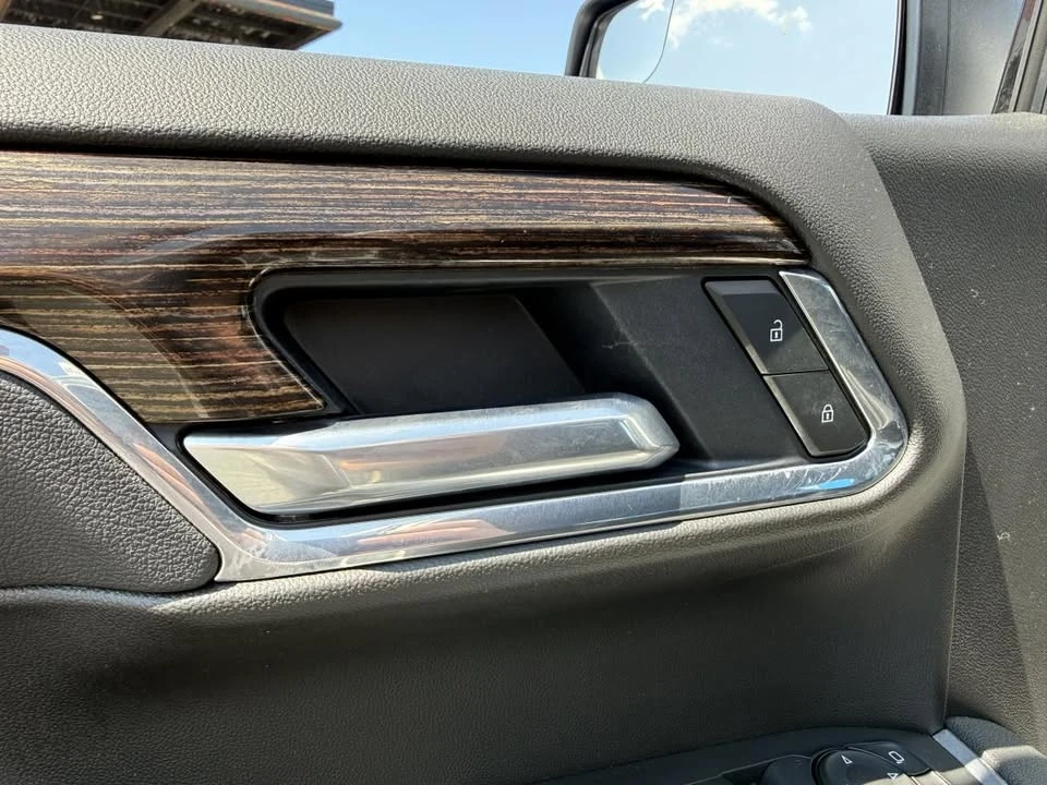 2026 GMC Sierra 5th Gen - Image 6 of 10