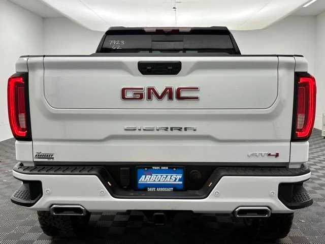 2026 GMC Sierra 5th Gen - Image 9 of 12