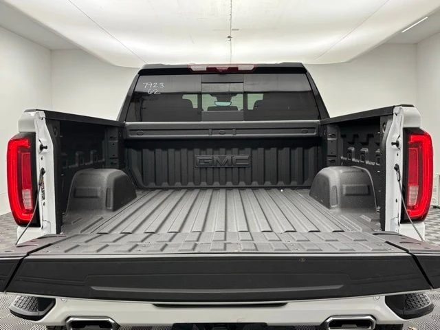 2026 GMC Sierra 5th Gen - Image 10 of 12