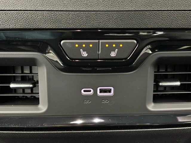2026 GMC Sierra 5th Gen - Image 7 of 12