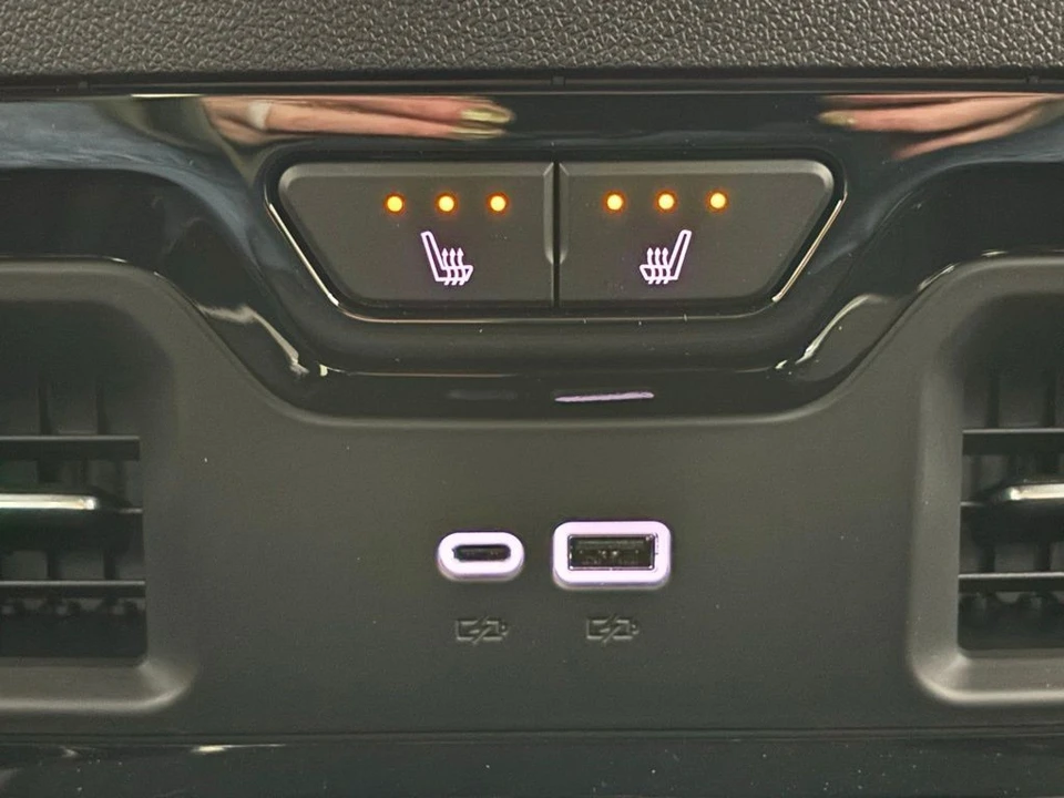 2026 GMC Sierra 5th Gen - Image 6 of 12