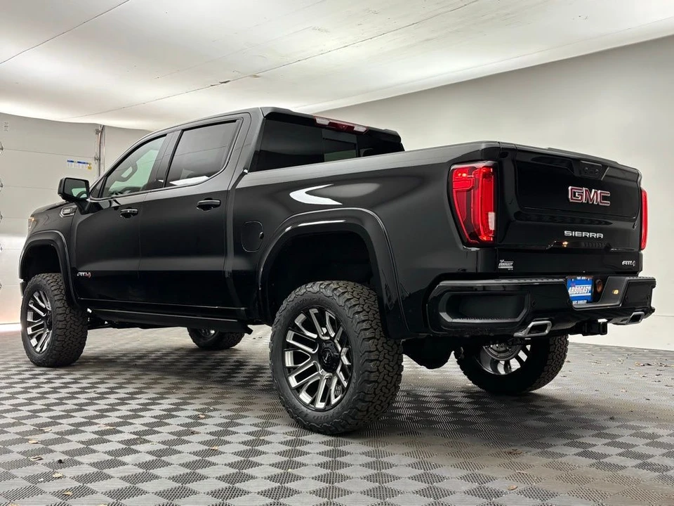 2026 GMC Sierra 5th Gen - Image 11 of 12