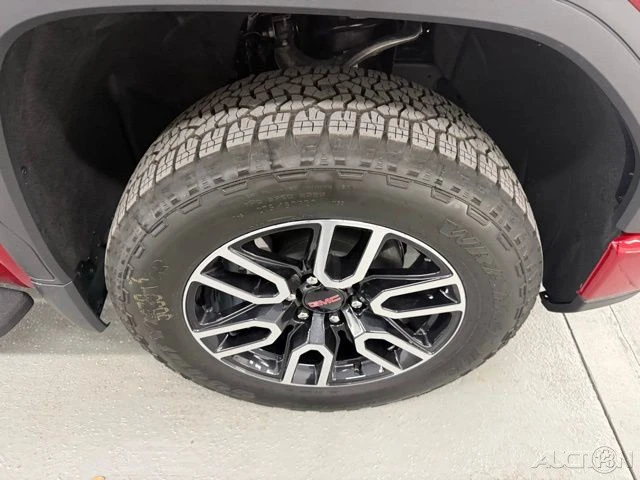 2026 GMC Sierra 5th Gen - Image 4 of 12
