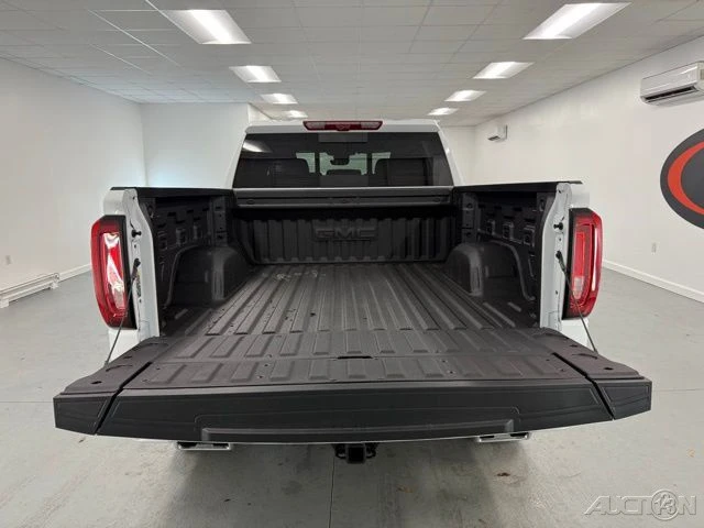 2026 GMC Sierra 5th Gen - Image 8 of 21