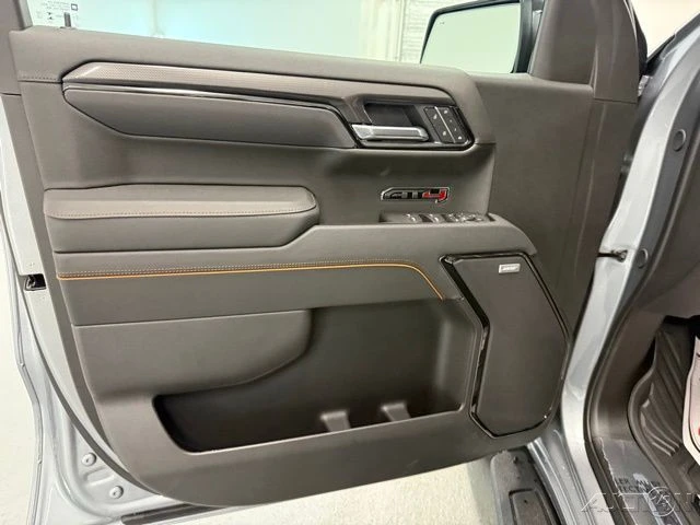 2026 GMC Sierra 5th Gen - Image 14 of 21