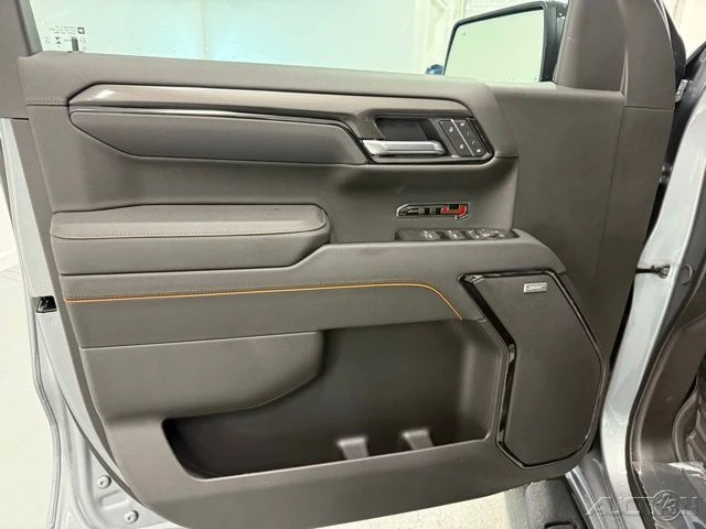 2026 GMC Sierra 5th Gen - Image 12 of 12