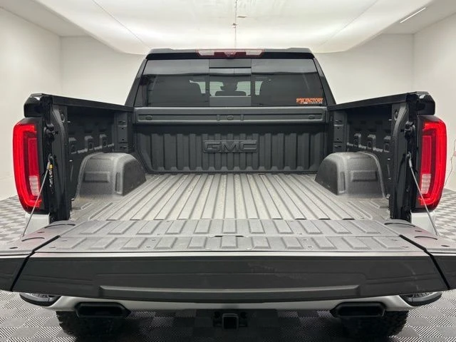 2026 GMC Sierra 5th Gen - Image 10 of 12