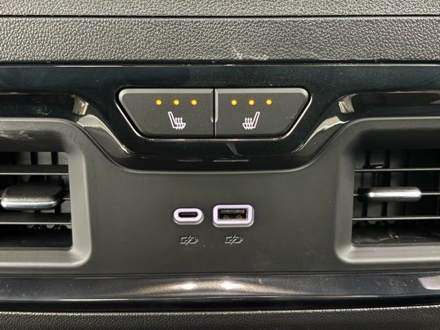 2026 GMC Sierra 5th Gen - Image 5 of 12
