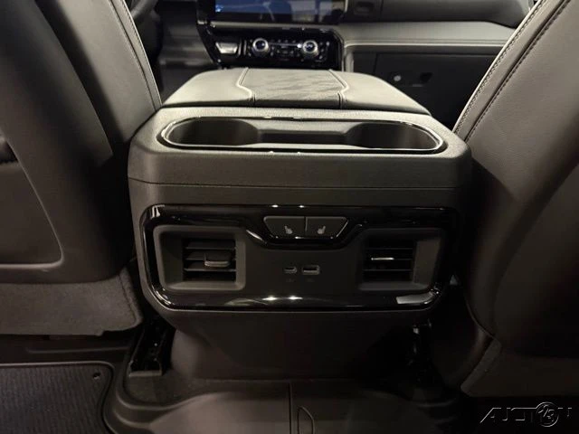 2026 GMC Sierra 5th Gen - Image 18 of 21