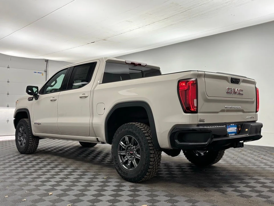 2026 GMC Sierra 5th Gen - Image 10 of 12