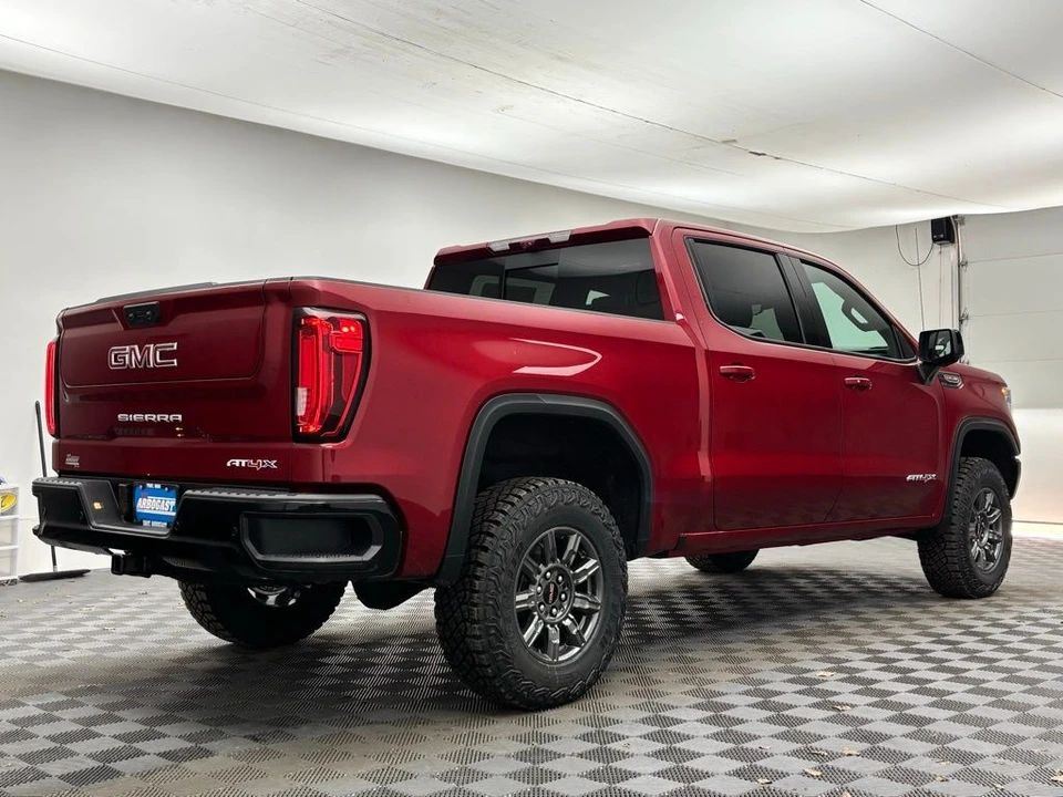2026 GMC Sierra 5th Gen - Image 9 of 12