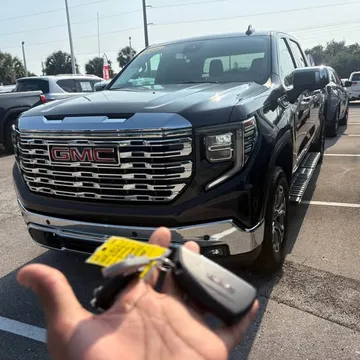 2026 GMC Sierra 1500 Crew Cab SLT