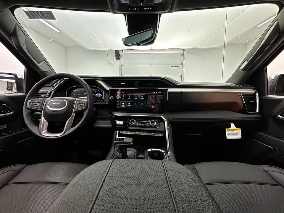 2026 GMC Sierra 5th Gen - Image 2 of 12