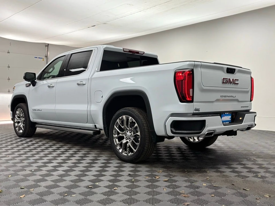 2026 GMC Sierra 5th Gen - Image 12 of 12