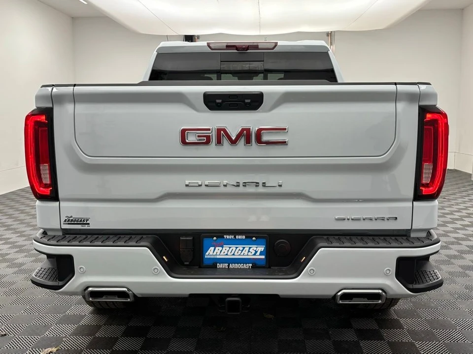 2026 GMC Sierra 5th Gen - Image 10 of 12
