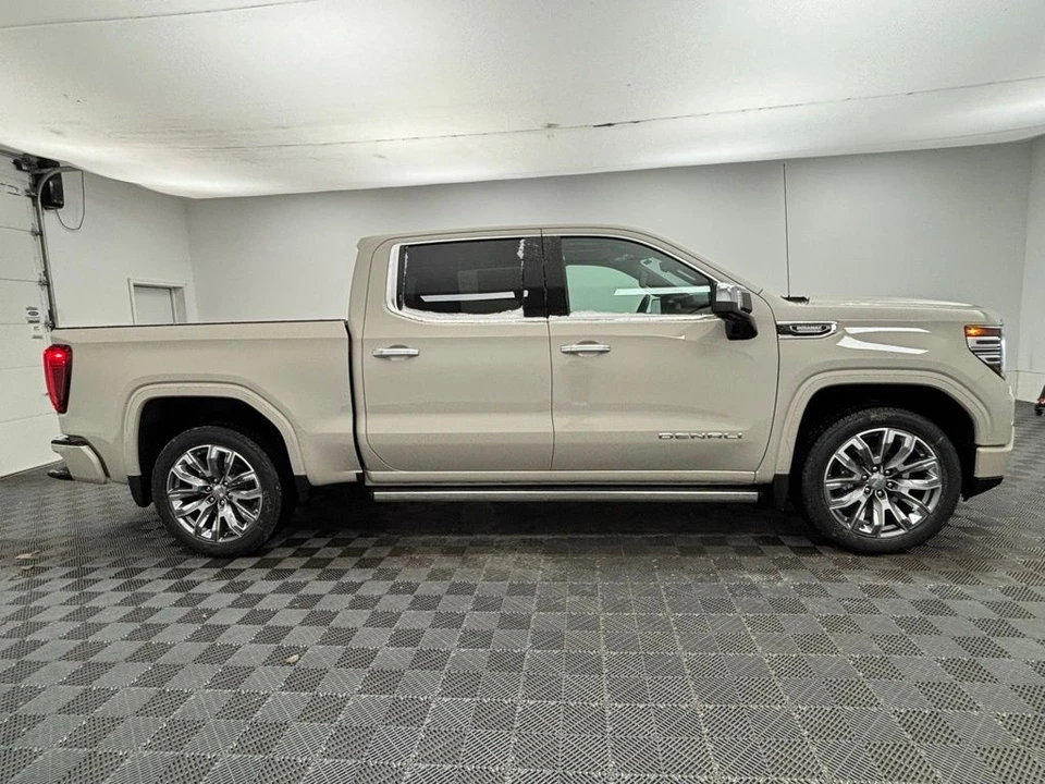 2026 GMC Sierra 5th Gen - Image 9 of 12