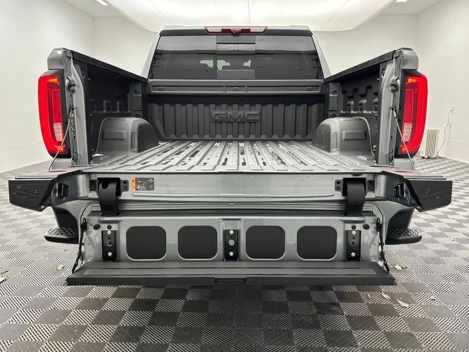 2026 GMC Sierra 5th Gen - Image 12 of 12