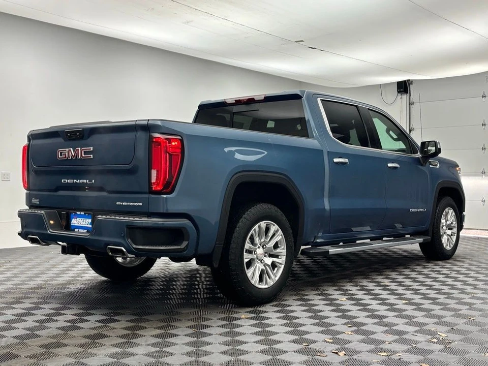 2026 GMC Sierra 5th Gen - Image 9 of 12
