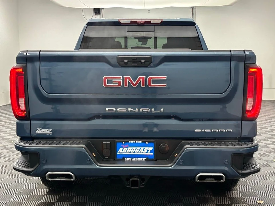 2026 GMC Sierra 5th Gen - Image 10 of 12